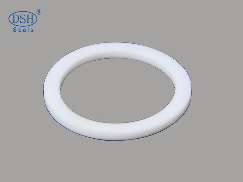 幾步教您如何選購密封墊片的幾個(gè)要注意的問題，東晟密封告訴……讓您在選擇密封墊片的時(shí)候更簡(jiǎn)單。     (1)不受流體的滲透。     (2)抗流體的化學(xué)性，又不破壞自身的物理性。     (3)在正常的法蘭壓力下能有足夠的變形，以彌補(bǔ)法蘭面的粗糙或凹陷不平，而使法蘭面與墊片之間形成密封。     (4)在流體溫度范圍內(nèi)不破壞物理性。     (5)彈性或恢復(fù)性足以維持法蘭負(fù)荷。     (6)強(qiáng)度足夠，在安裝或切削時(shí)不破損，在法蘭負(fù)荷下不破裂，在流體壓力下不沖破。     (?)不污染流體。     (8)不侵蝕法蘭面。 (9)容易清除及更換。   如何選購密封墊片的幾個(gè)要注意的問題?  東晟密封精選知識(shí)小百科推薦： ■ 什么是密封纏繞墊及分類? | 東晟密封 ■ 金屬密封墊片的基本分類? | 東晟密封