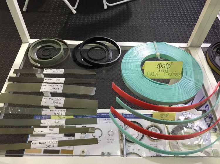 油缸、氣缸導(dǎo)向帶、導(dǎo)向環(huán)（油缸、氣缸密封件）