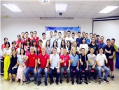 牛商競選，再次起航，猛龍戰(zhàn)隊，勢不可擋；