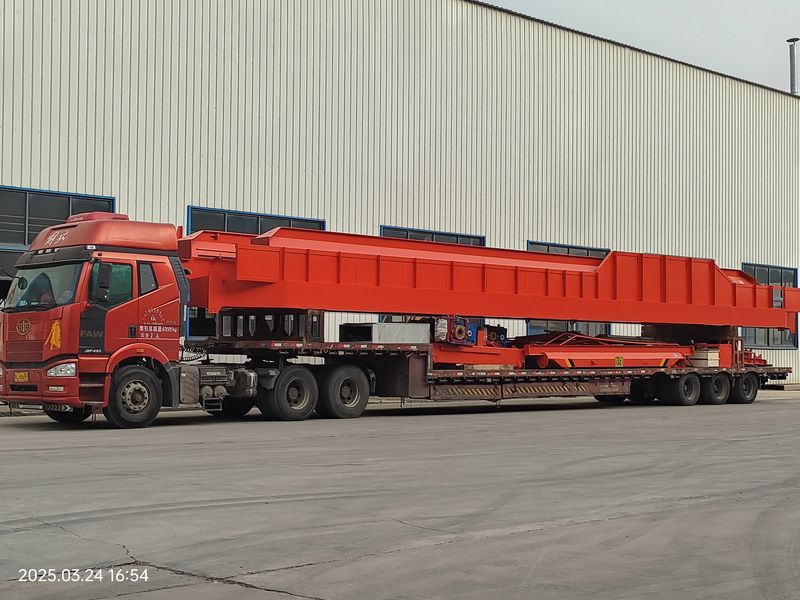 通用橋式起重機 QDXX32/5t—19.5m 電動單梁橋式起重機 2臺 LD10t—16.5m 制作完成，發(fā)往河北石家莊交付客戶使用。